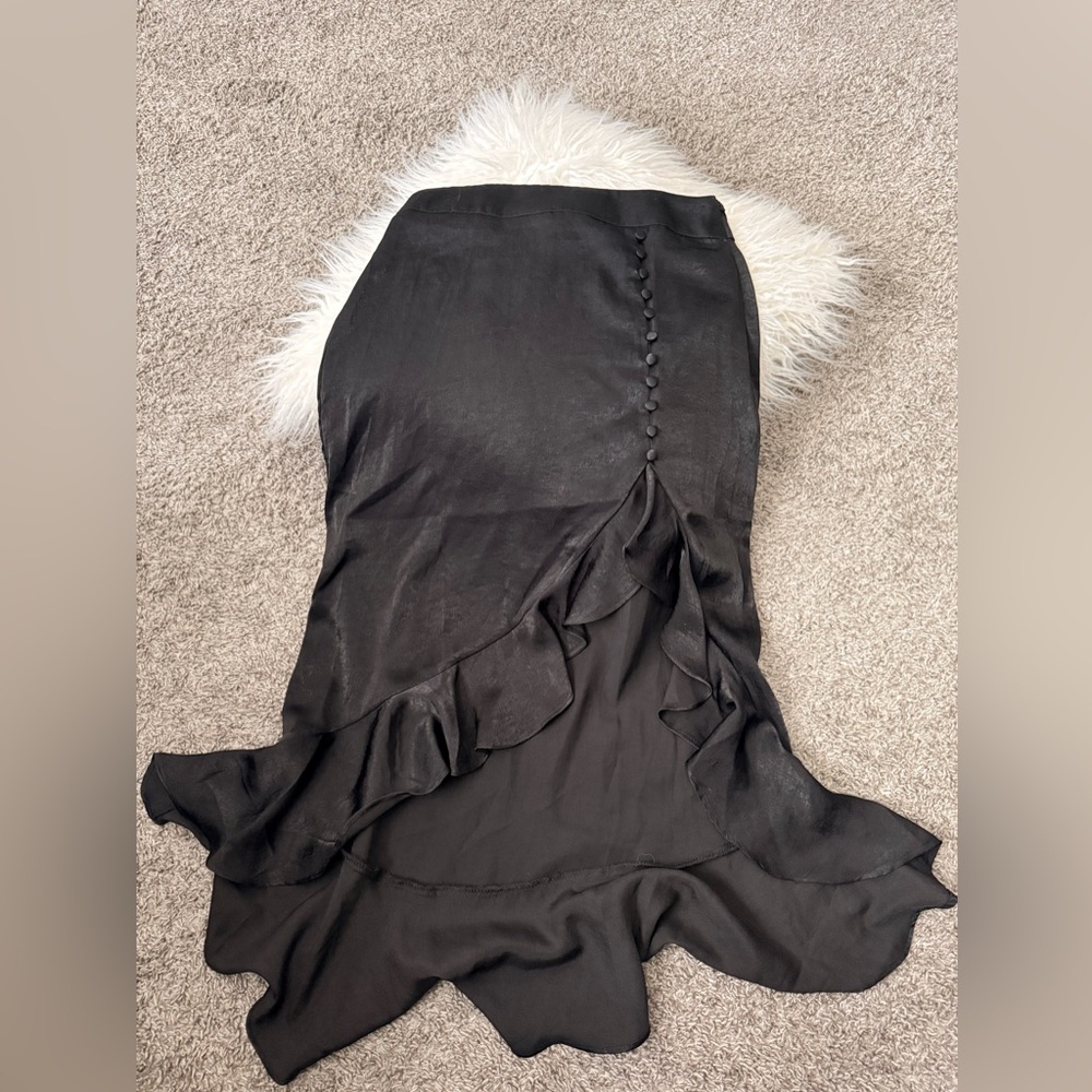 Forever 21 Black High-Low Ruffle Skirt - Picture 2 of 4